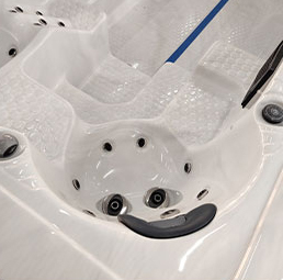 Großer Swim-Spa-Pool Großer Swim-Spa-Pool