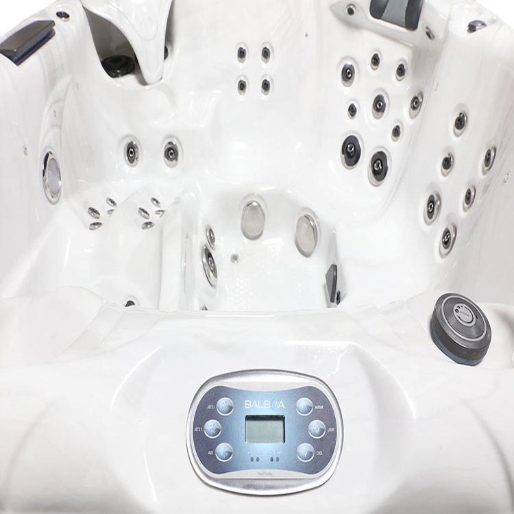  Single Person Spa Hot Tub .jpg