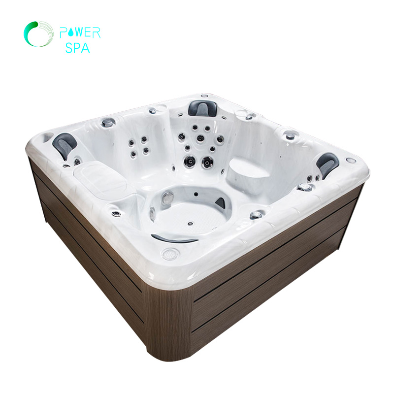 6-personers utendørs spabad